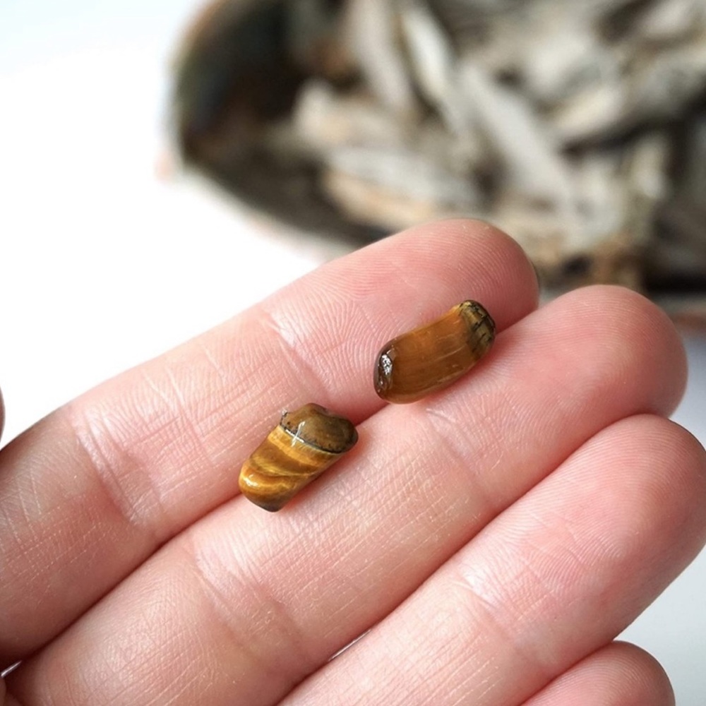 New Handmade Raw Natural Tumbled Tiger Eye 925 Sterling Silver Stud Earrings - Picture 9 of 12